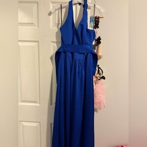 Davids Bridal women's halter v-neck elegant Blue Evening Gown Size 10 NWT